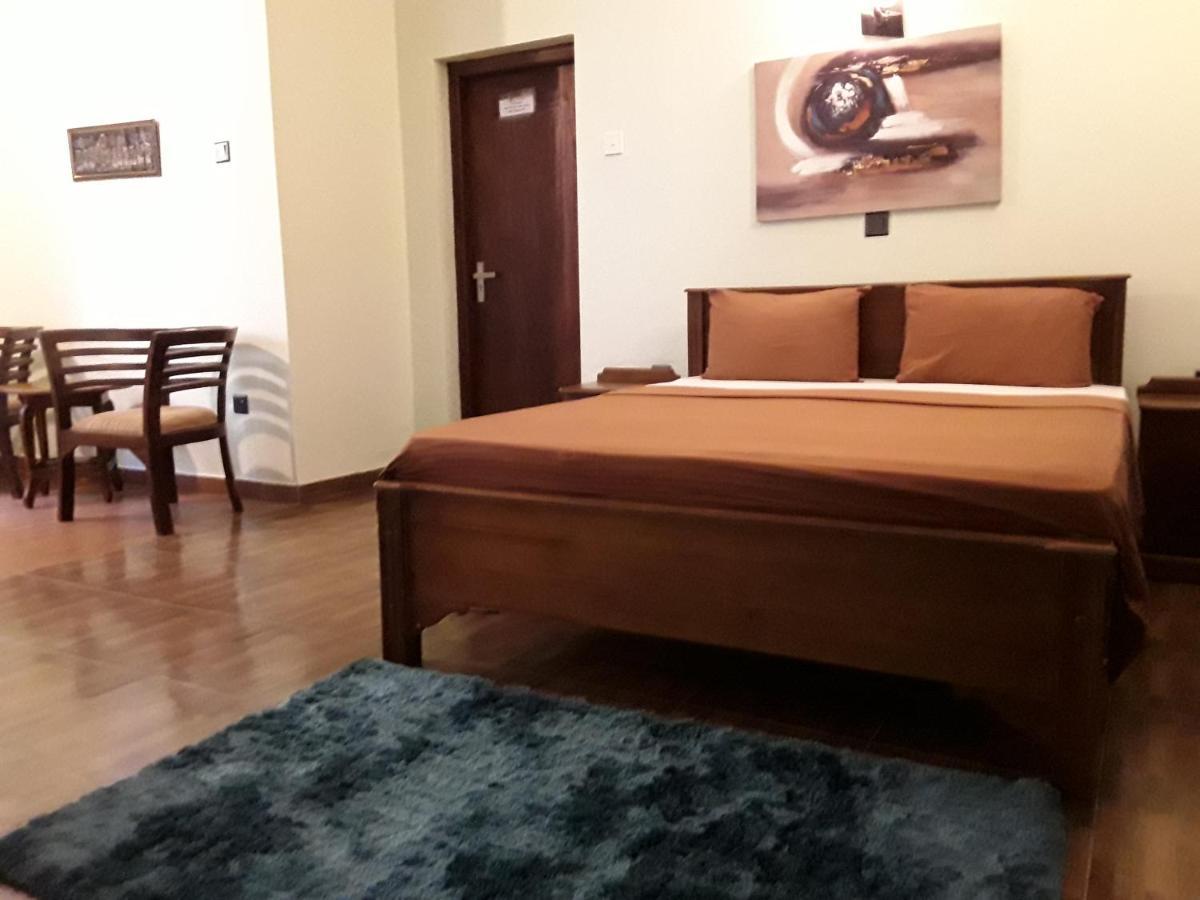 קלוטארה Karl Holiday Bungalow מראה חיצוני תמונה