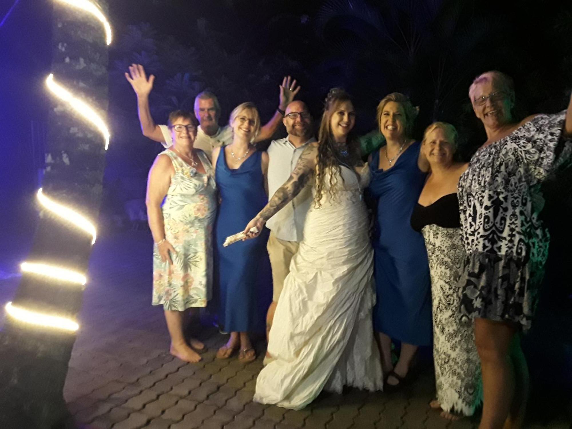 קלוטארה Karl Holiday Bungalow מראה חיצוני תמונה